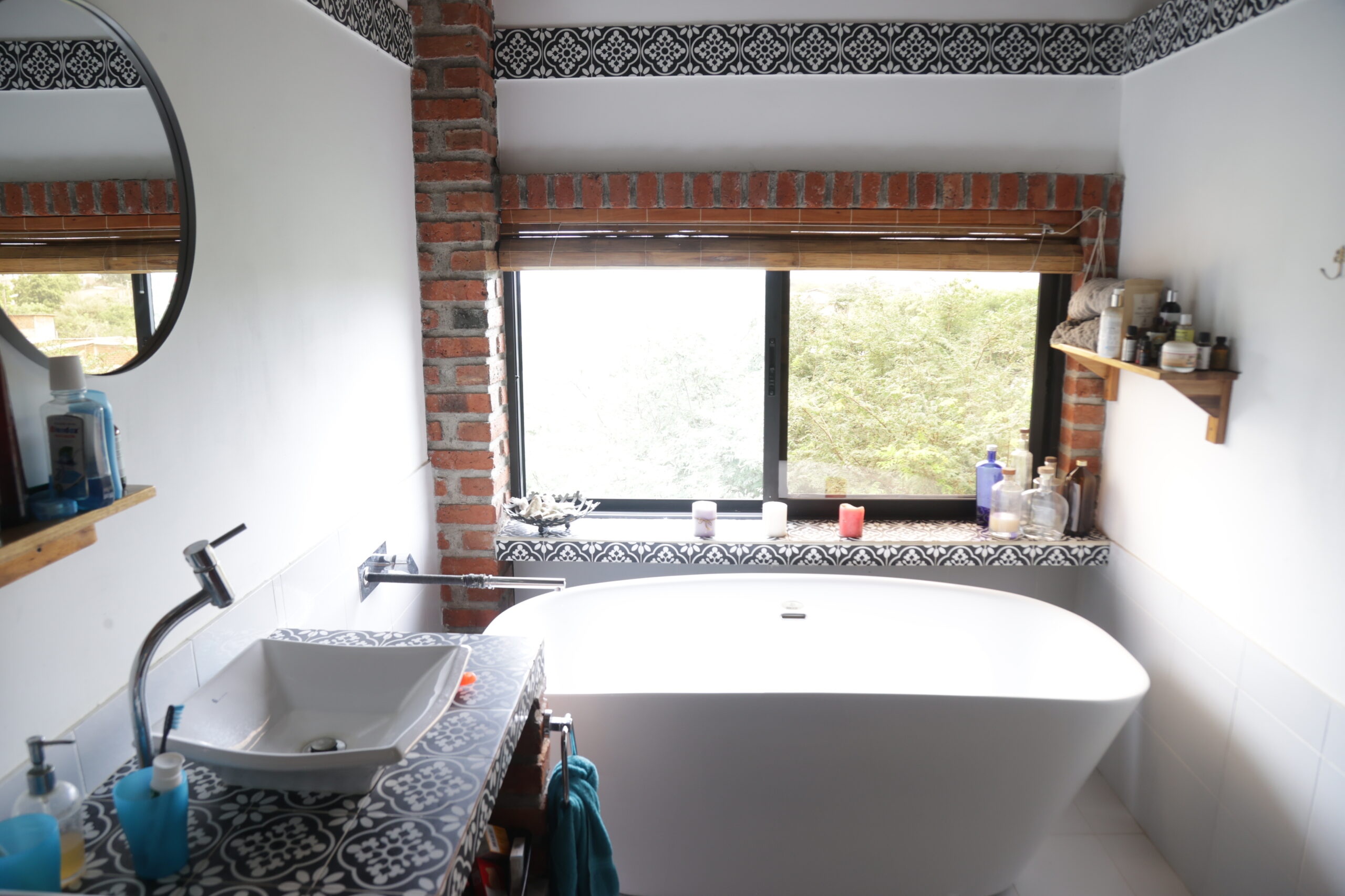 Master bedroom, ensuite bath